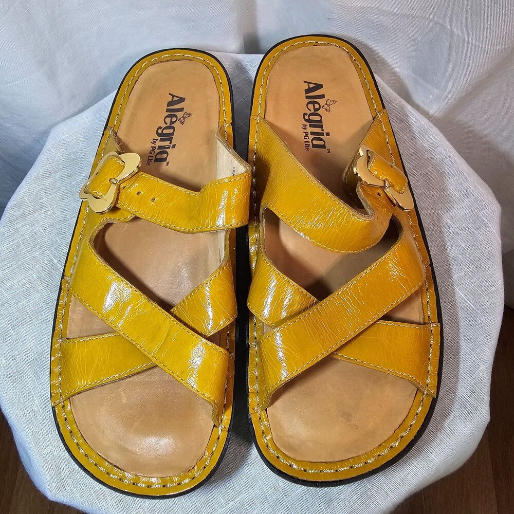 Alegria by PG Lite Gold Leather Butterfly Sandals sz 8-8.5